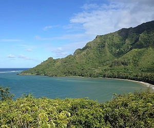 Kahana Bay Beach Park